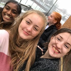 Meet your Posher, Zoe